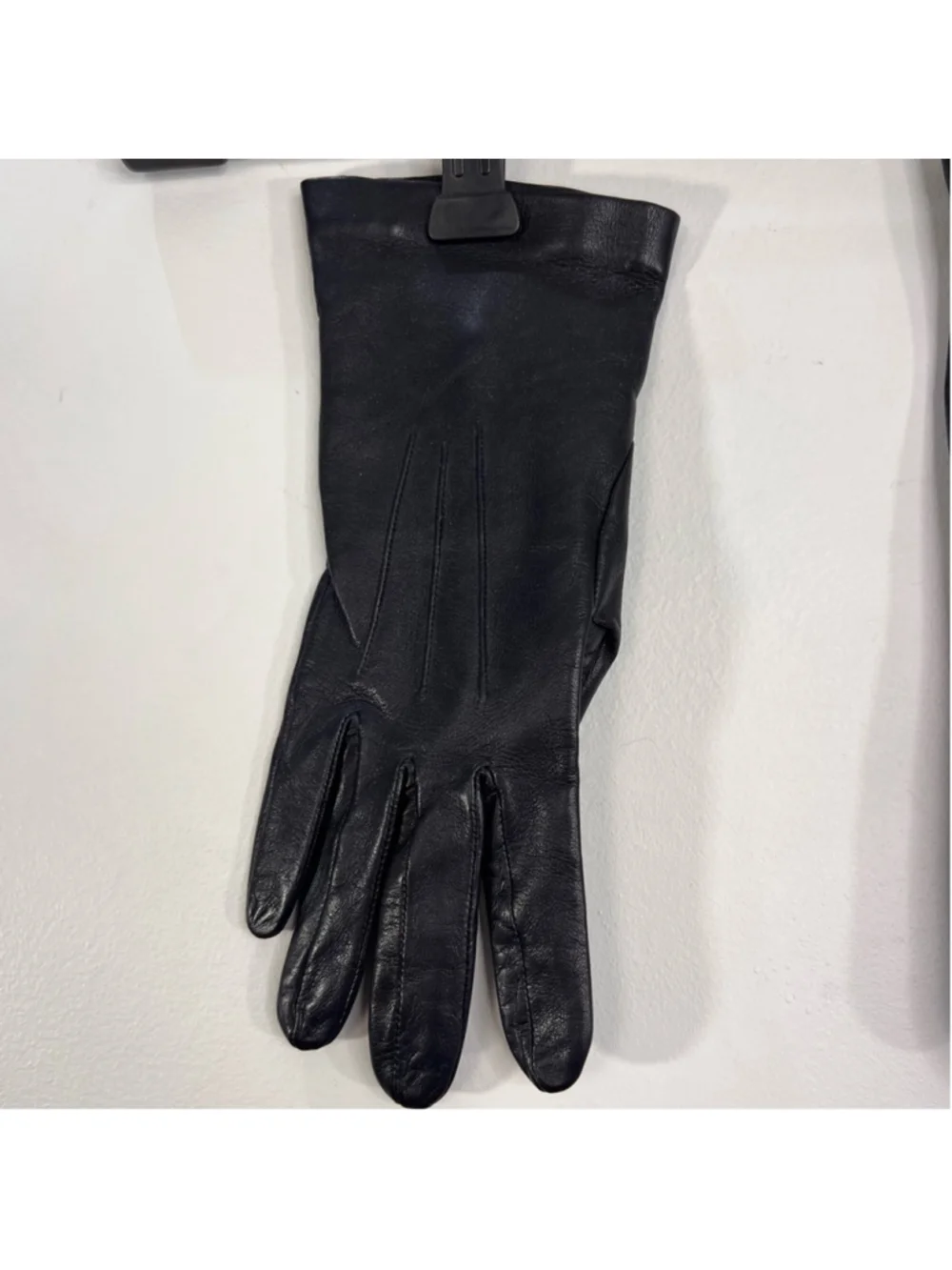 Vintage DENTS Britain buttery soft dark blue leather silk lined gloves 6.5